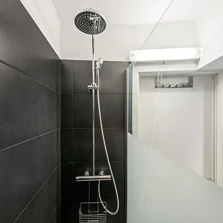 Апартаменты Flat By The Seaside With Stunning Ocean Views, Cleaning Included Бланкенберге