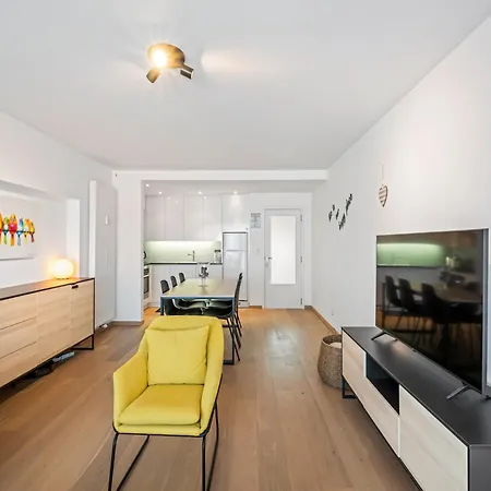 Beautiful By The Sea, Cleaning Included Apartment *